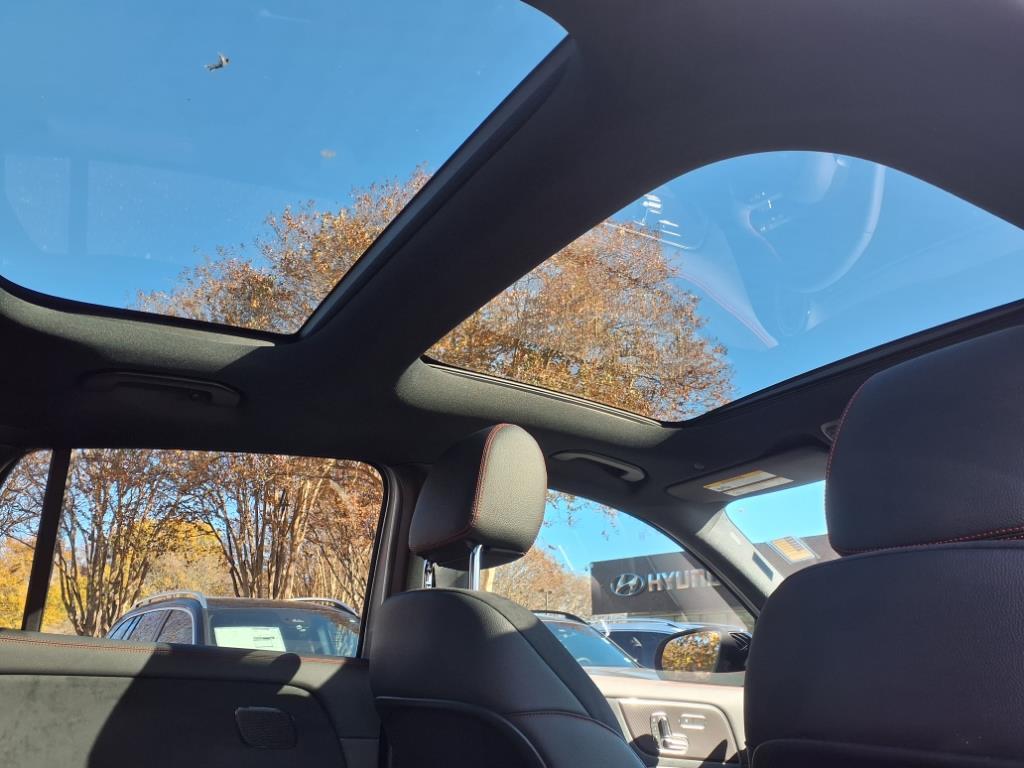 2025 Mercedes Benz GLA 250 photo 19