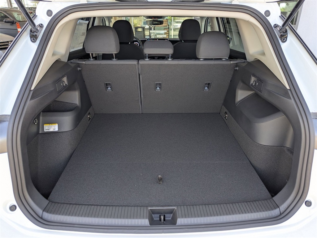2025 Volkswagen Tiguan S photo 15