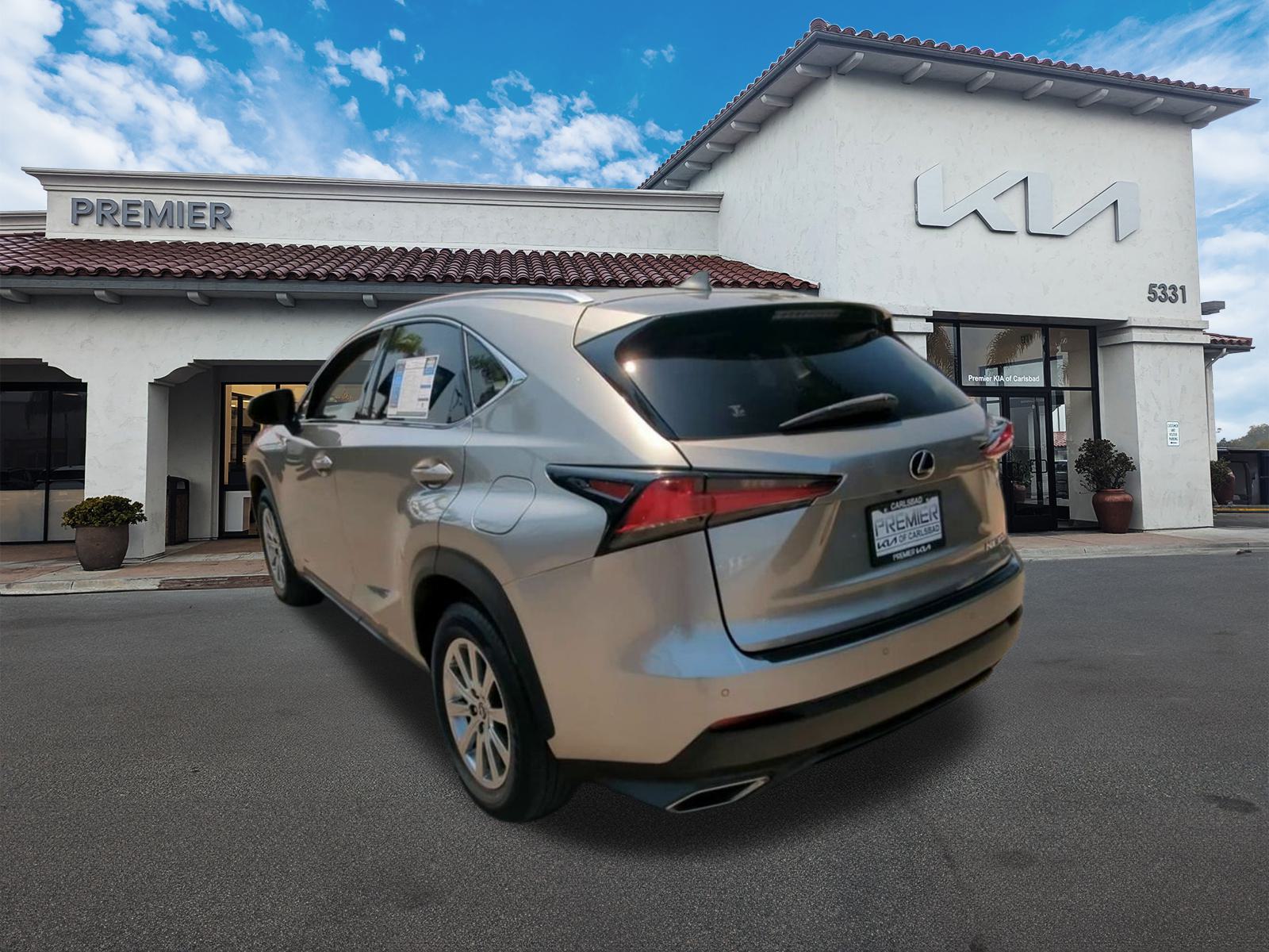 2021 Lexus NX 300 photo 5