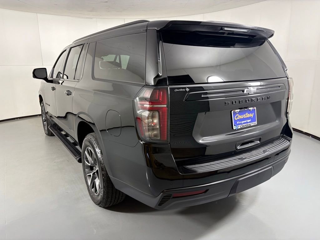 2023 Chevrolet Suburban Z71 photo 4