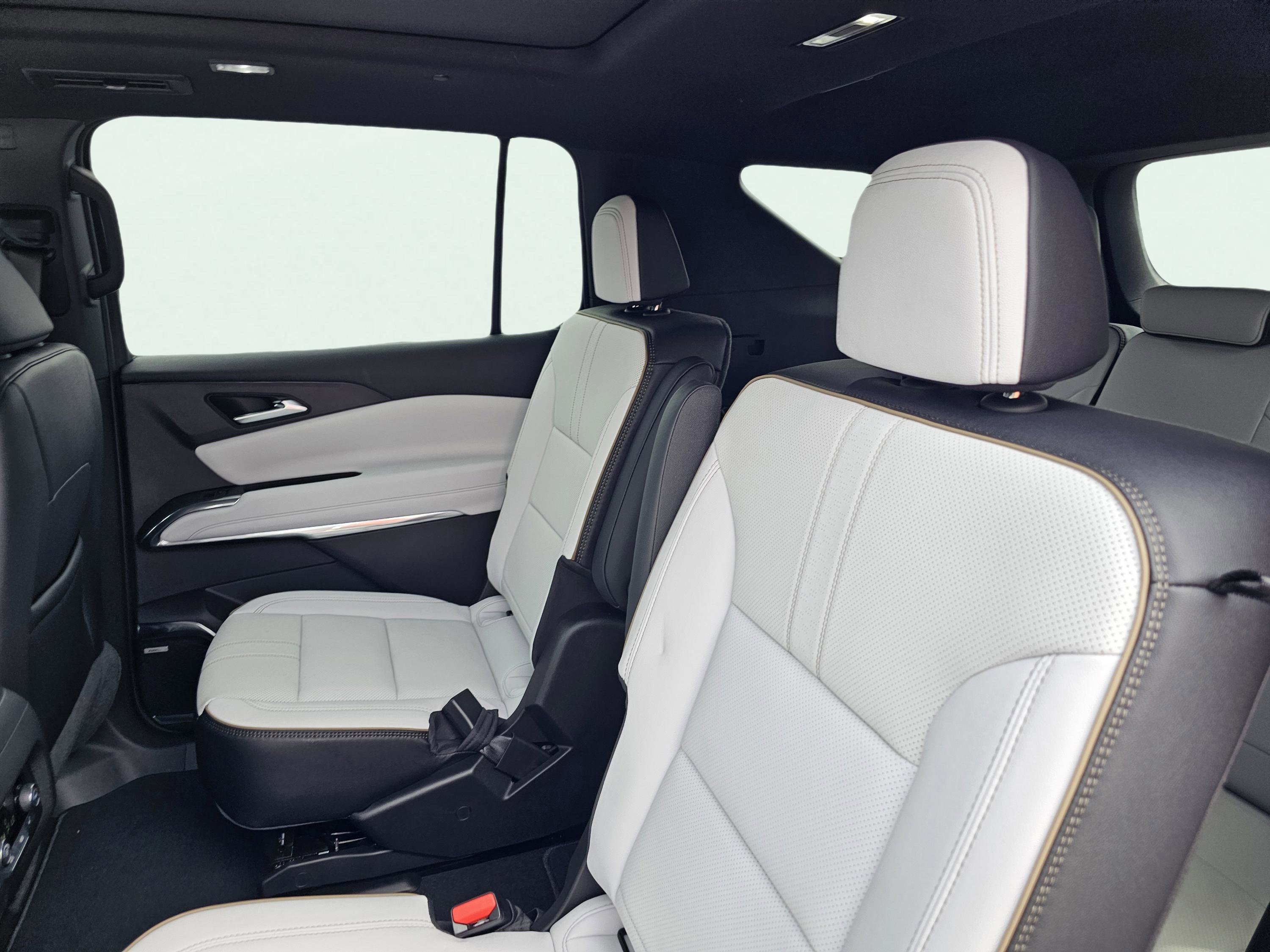 2026 Chevrolet Traverse High Country photo 20