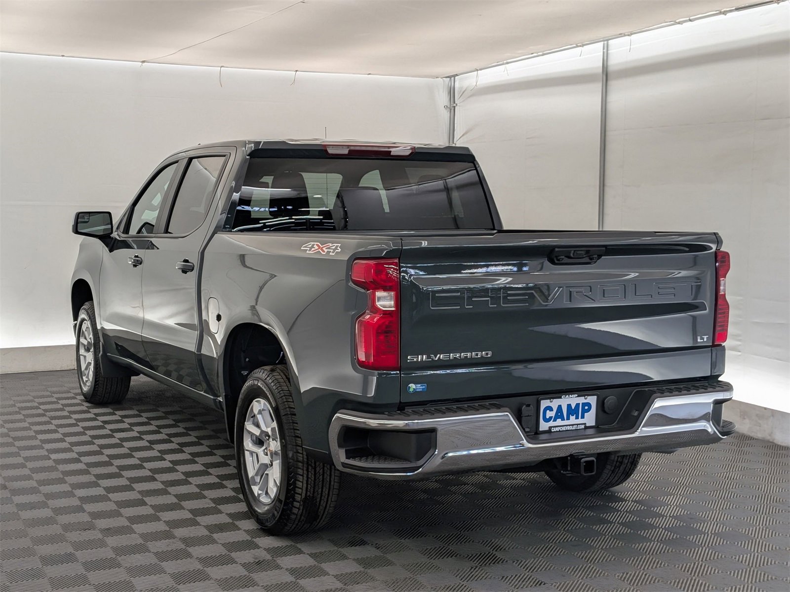 2025 Chevrolet Silverado 1500 LT photo 4