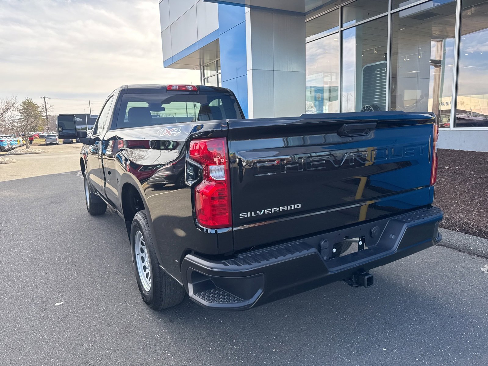 2025 Chevrolet Silverado 1500 photo 6