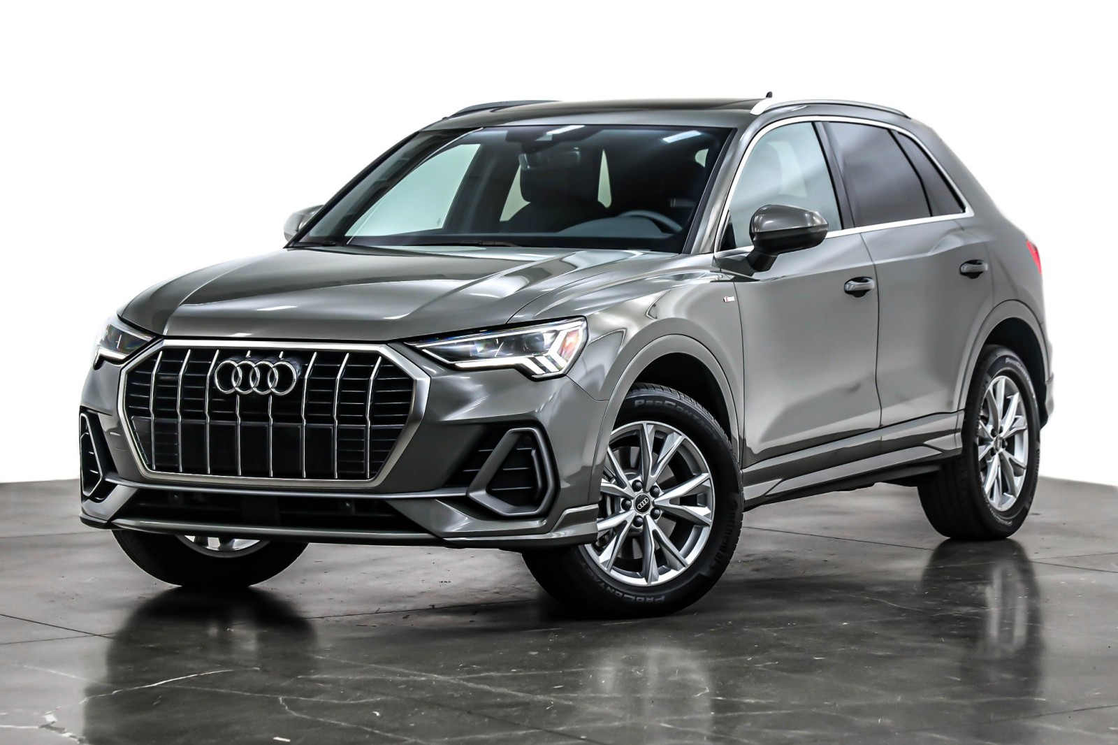 2025 Audi Q3 S Line Premium Plus's photo