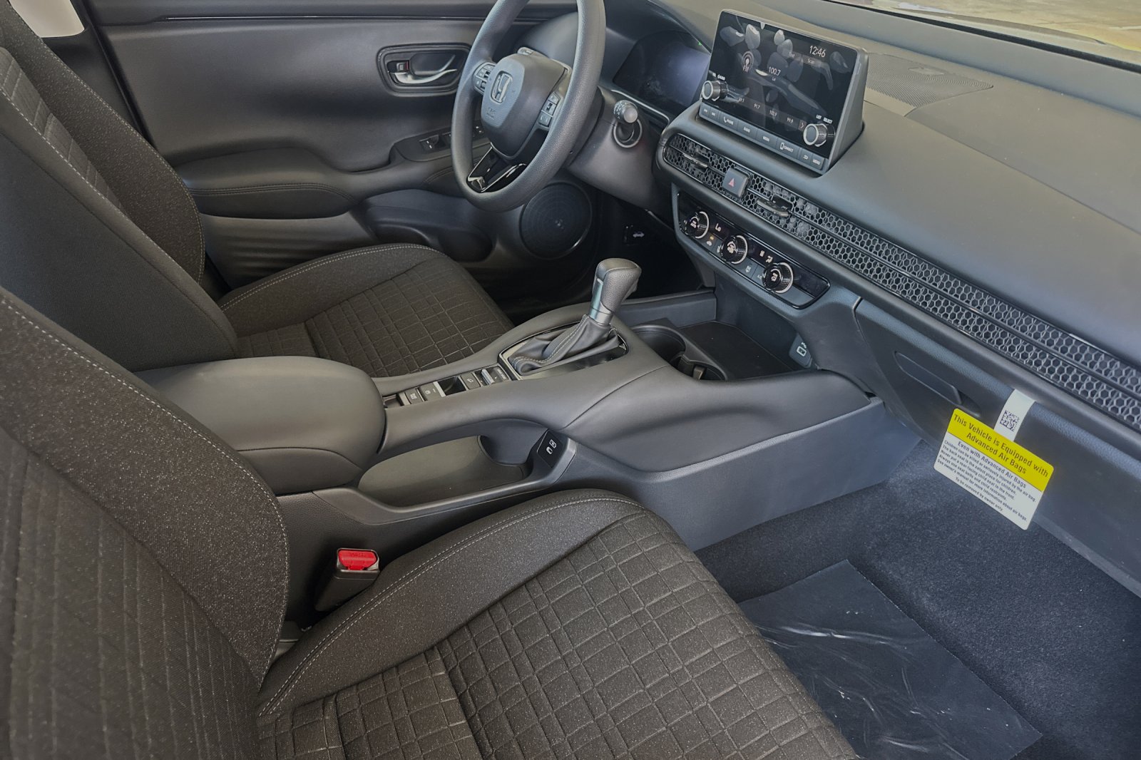 2025 Honda HR-V LX photo 17