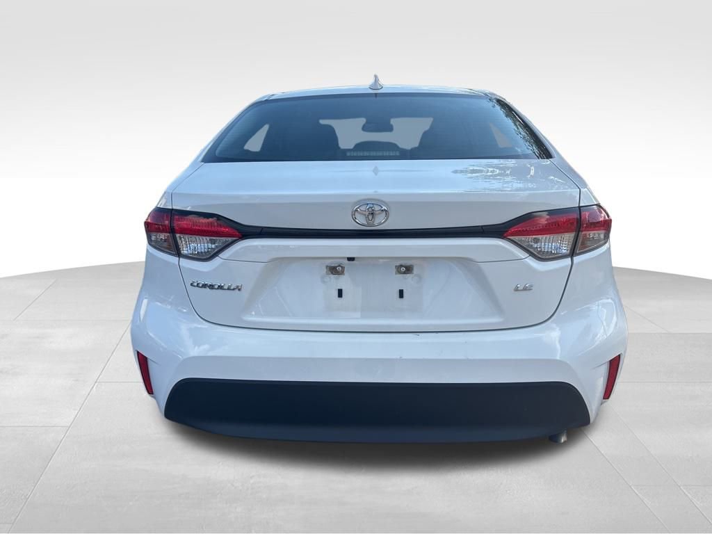 2023 Toyota Corolla LE photo 4