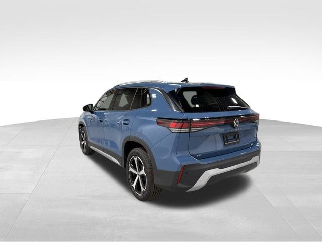 2026 Volkswagen Tiguan SE photo 3
