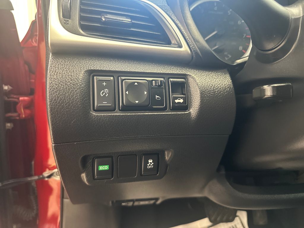2019 Nissan Sentra SV photo 14