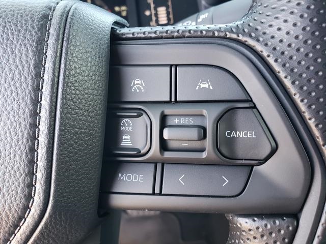 2025 Toyota Tacoma SR5 4x4 Double Cab photo 18