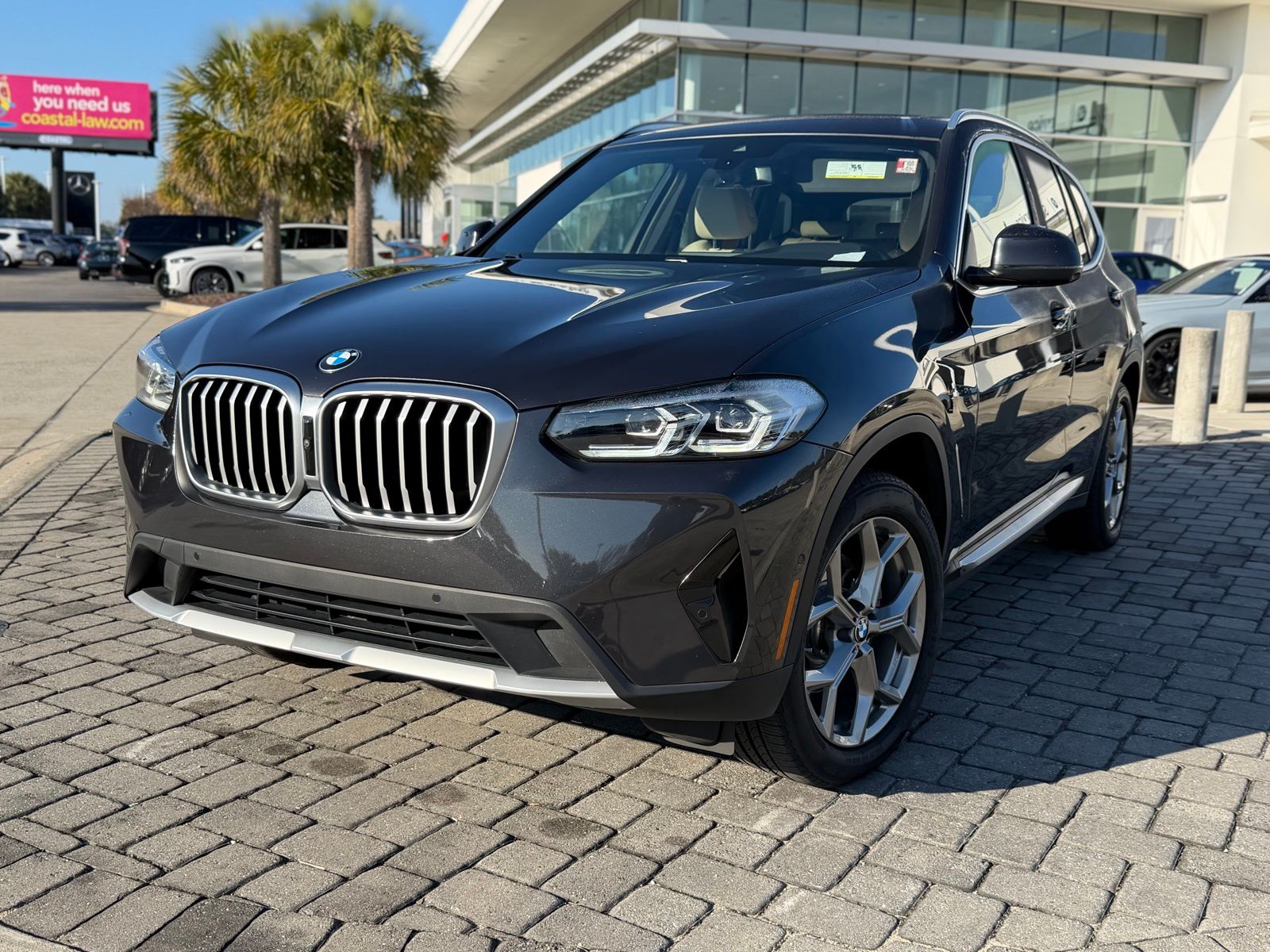 2023 BMW X3 30i's photo