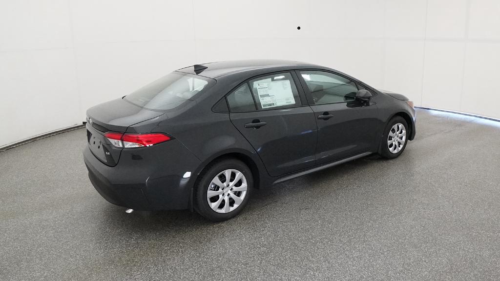 2025 Toyota Corolla LE photo 22