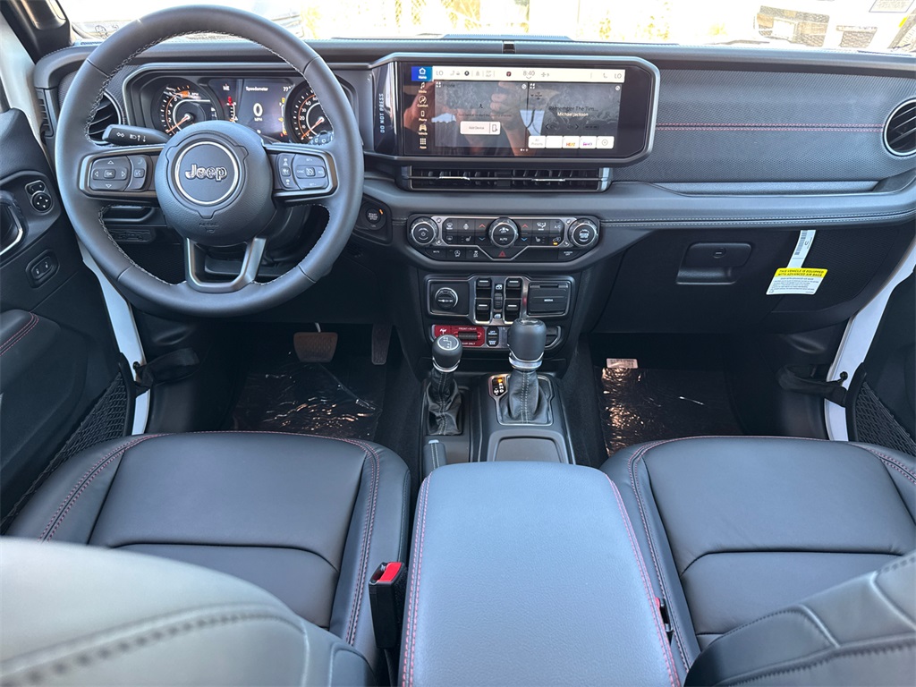 2025 Jeep Wrangler Rubicon photo 21