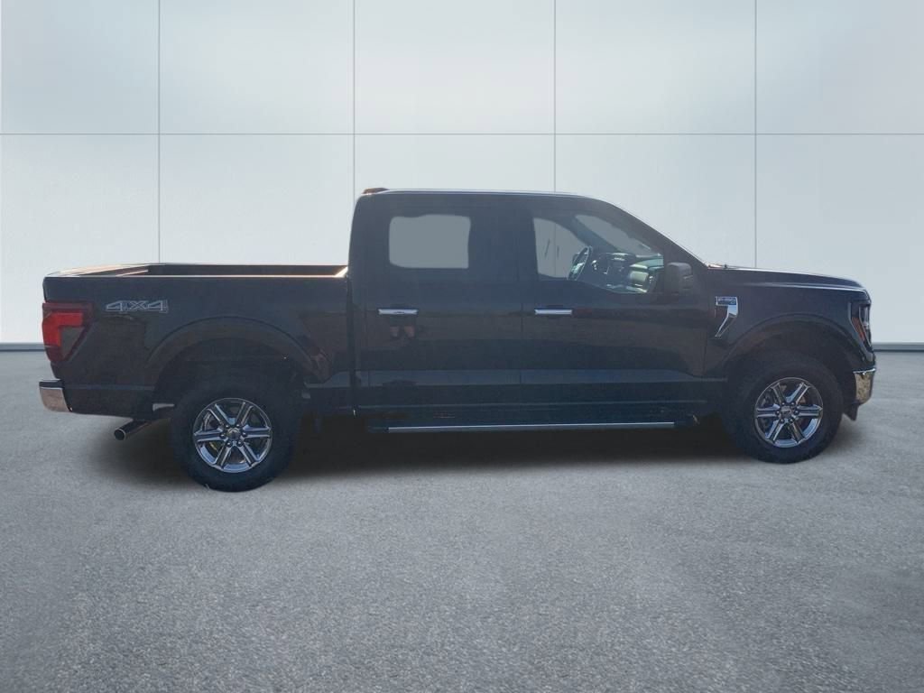 2024 Ford F-150 XLT photo 2