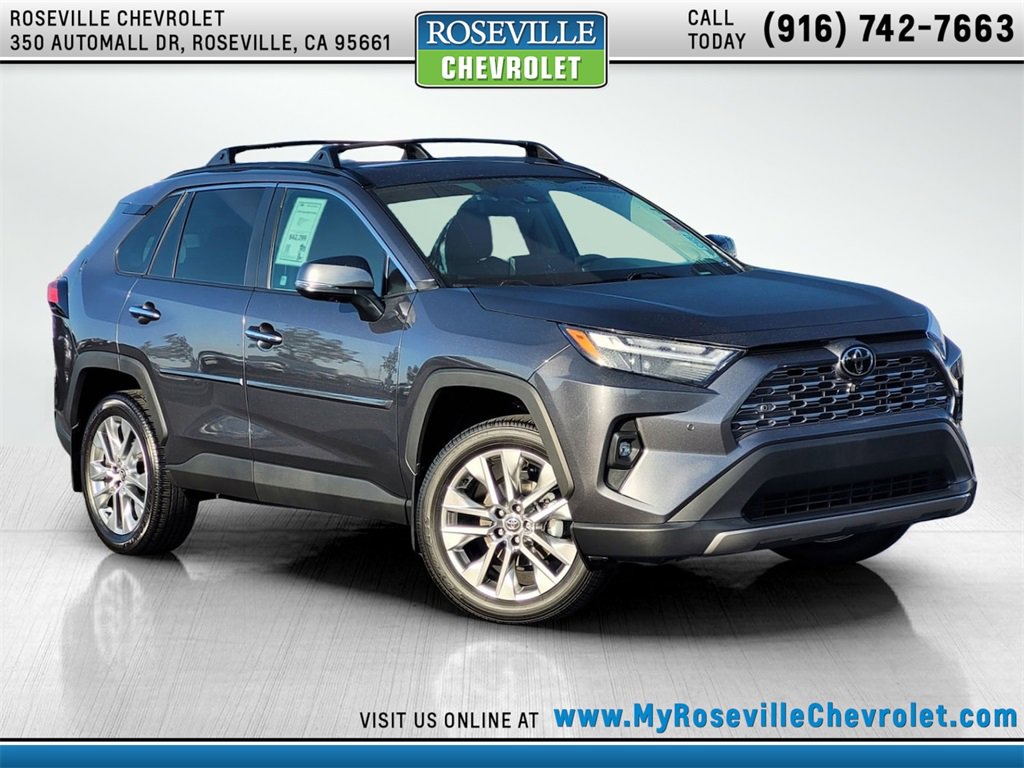 2025 Toyota RAV4 Limited's photo