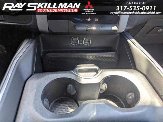 2024 Ram 1500 Laramie photo 2