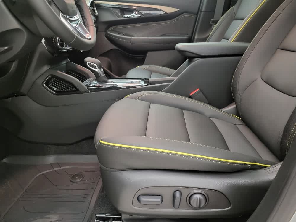 2025 Chevrolet Trailblazer ACTIV photo 2