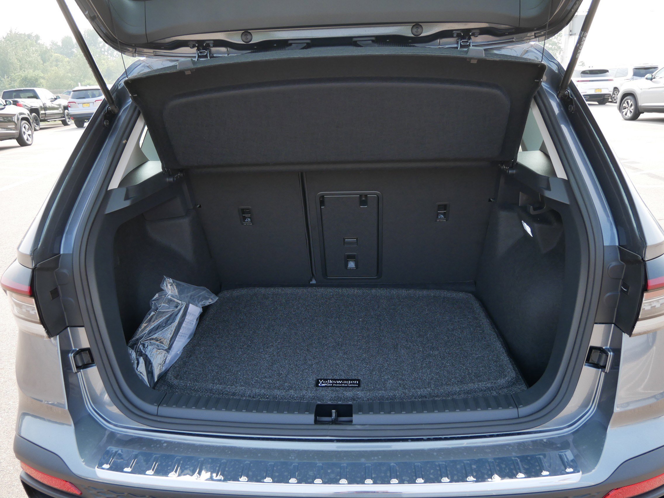 2025 Volkswagen Taos S photo 4