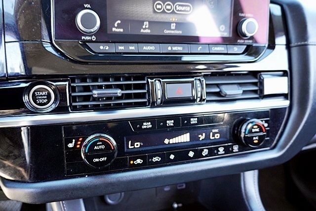 2023 Nissan Pathfinder SV photo 27