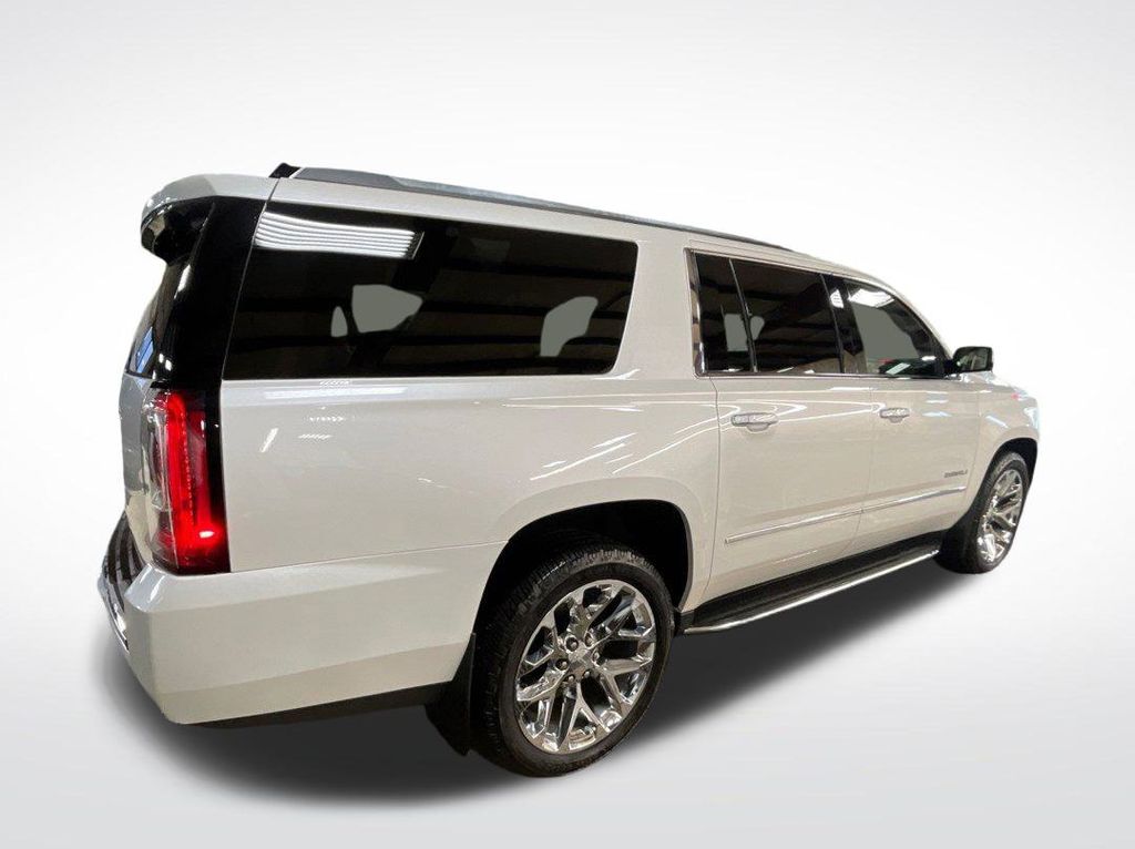 2017 Gmc Yukon XL Denali photo 3
