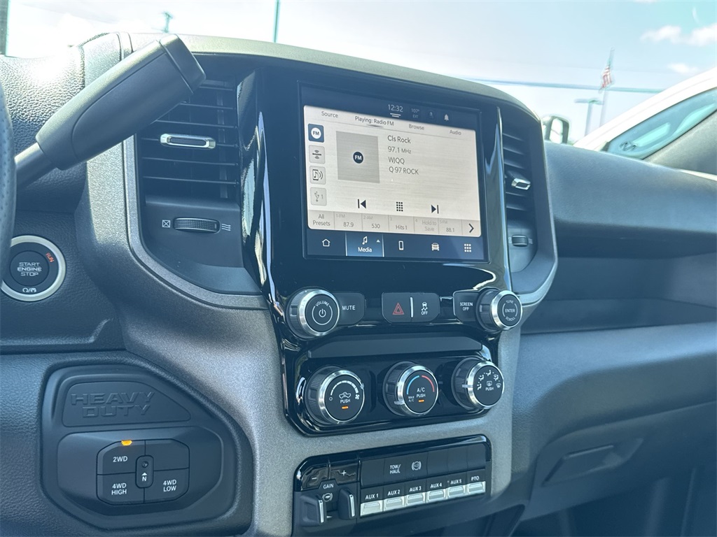 2025 Ram 4500 Tradesman photo 16