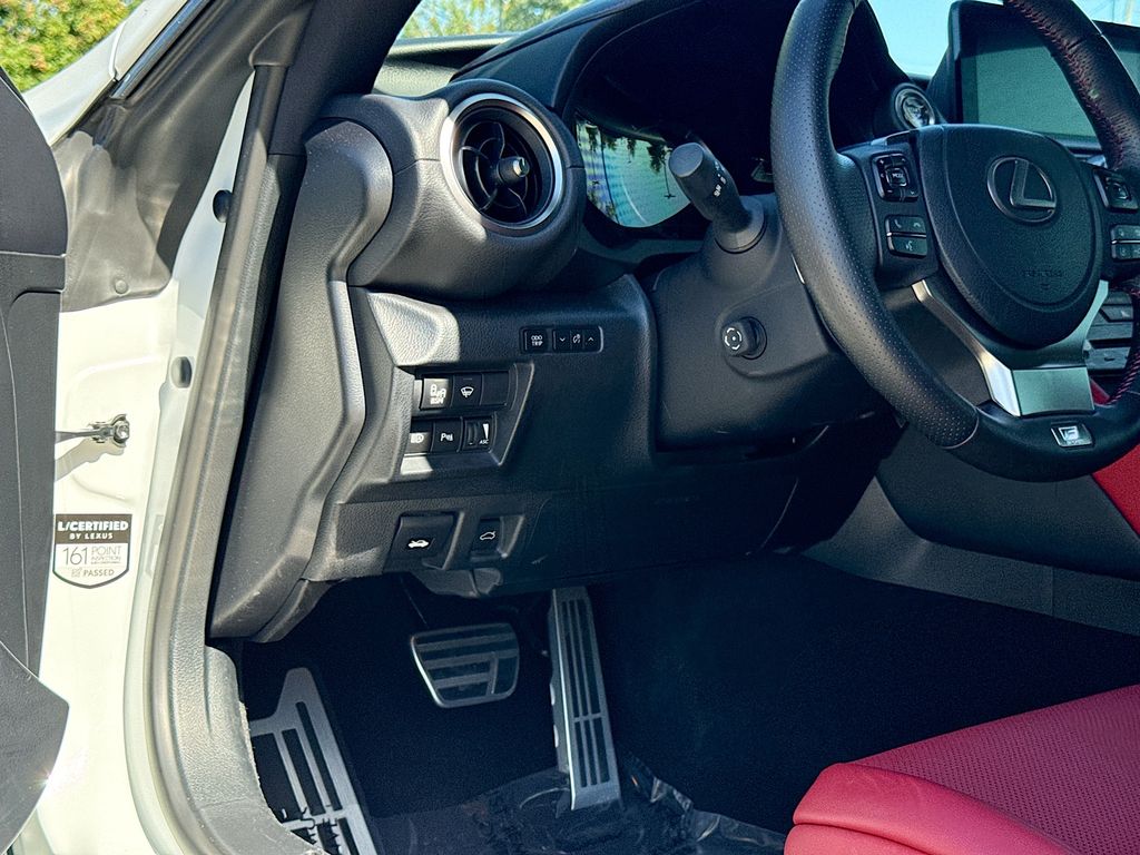 2024 Lexus RC 350 F SPORT photo 21