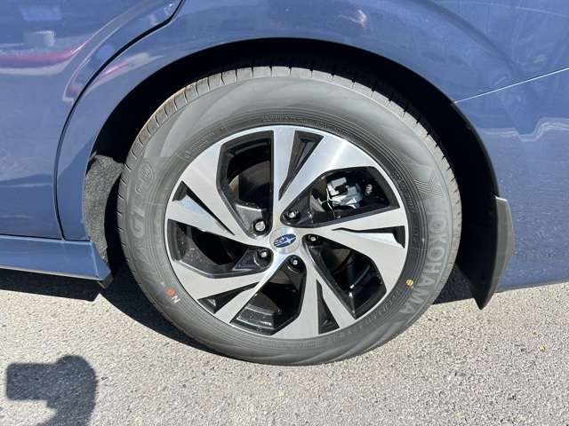 2025 Subaru Legacy Premium photo 8