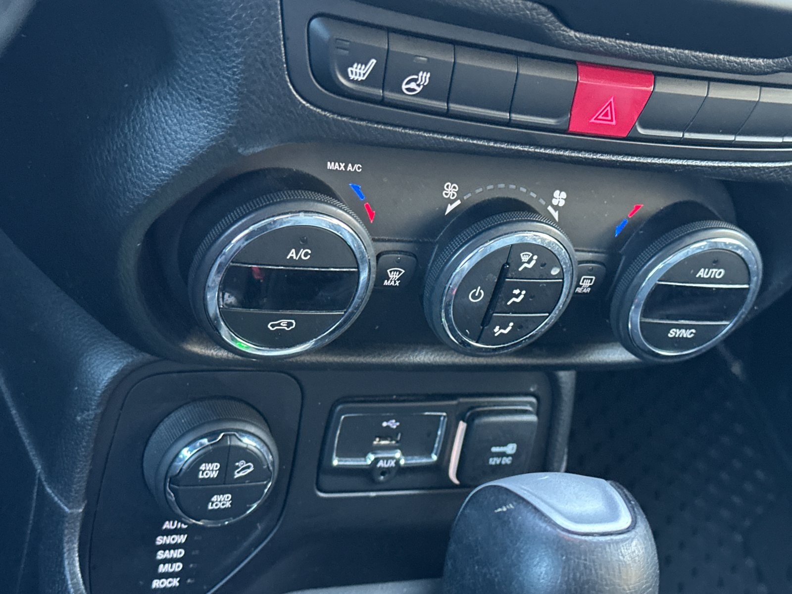 2017 Jeep Renegade Trailhawk photo 17