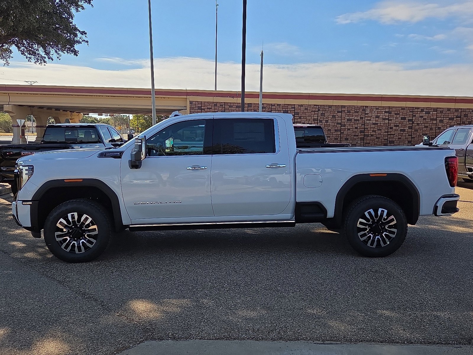 2026 Gmc Sierra 2500 HD Denali Ultimate photo 2