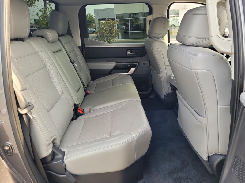 2022 Toyota Tundra Limited CrewMax photo 10