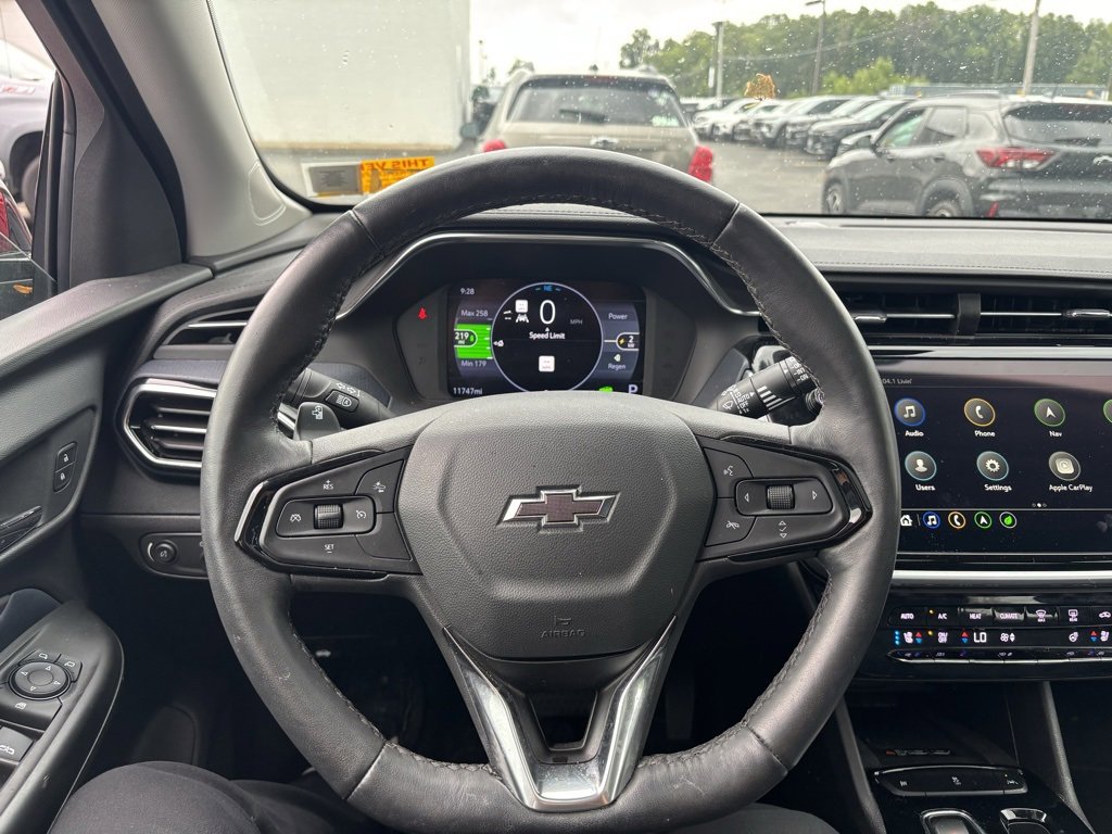 Used 2023 Chevrolet Bolt EUV Premier with VIN 1G1FZ6S06P4202871 for sale in Orchard Park, NY