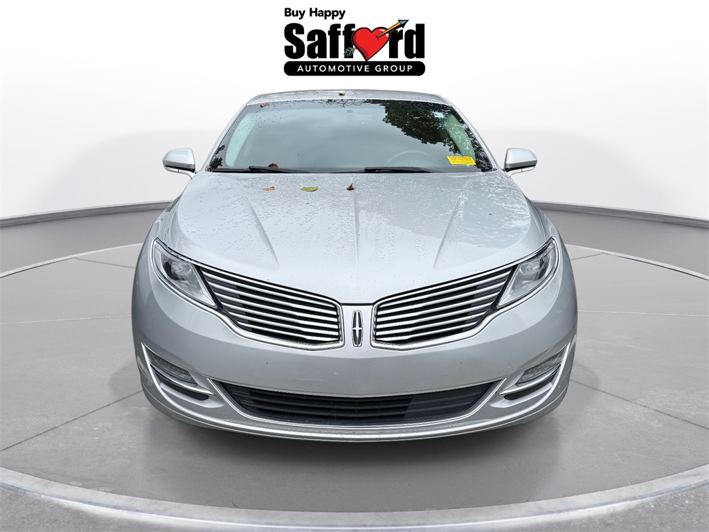 2015 Lincoln MKZ Hybrid photo 2