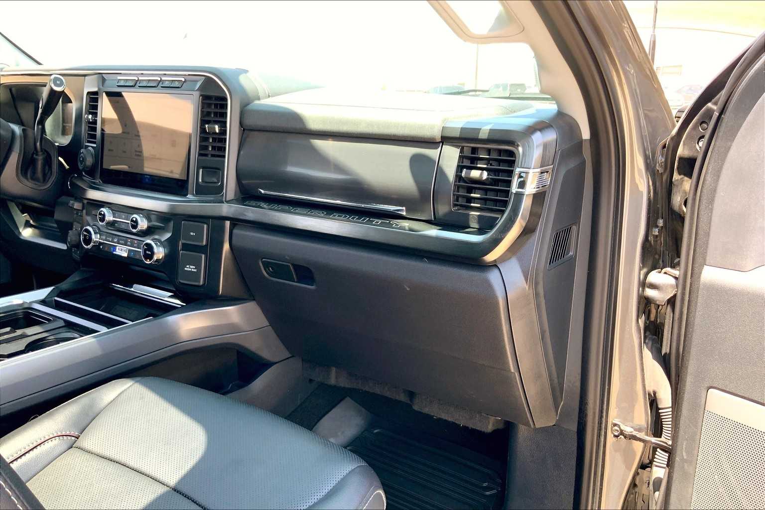 2024 Ford F-250 1500 Denali photo 31