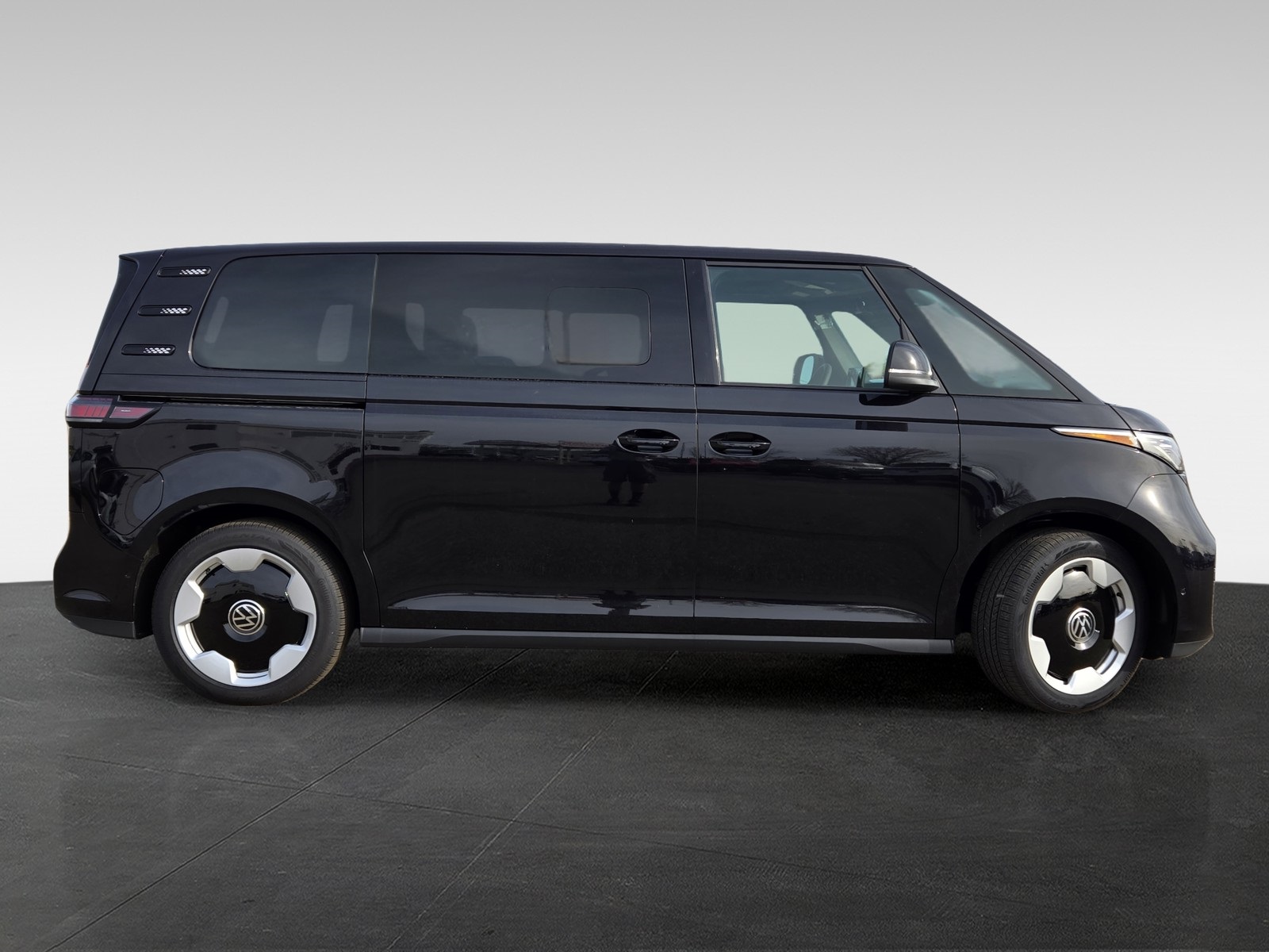 2025 Volkswagen ID. Buzz Pro S photo 4