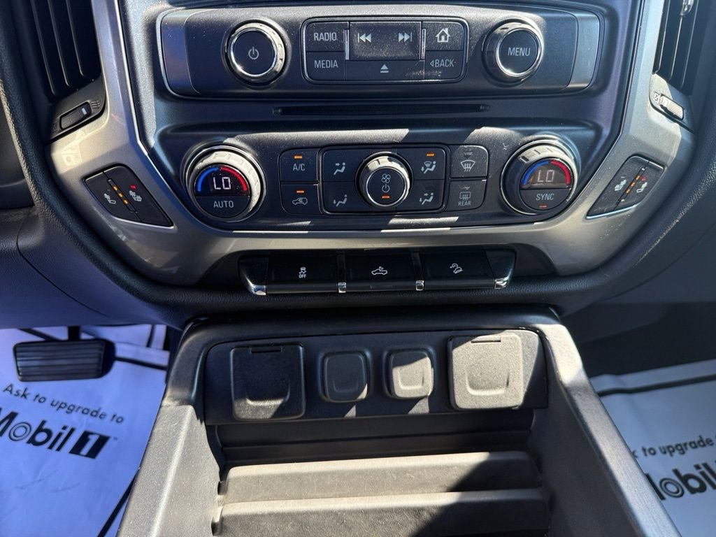 2018 Chevrolet Silverado 1500 LT photo 23