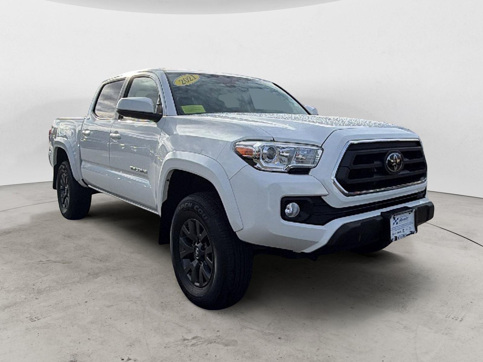 2021 Toyota Tacoma SR5's photo