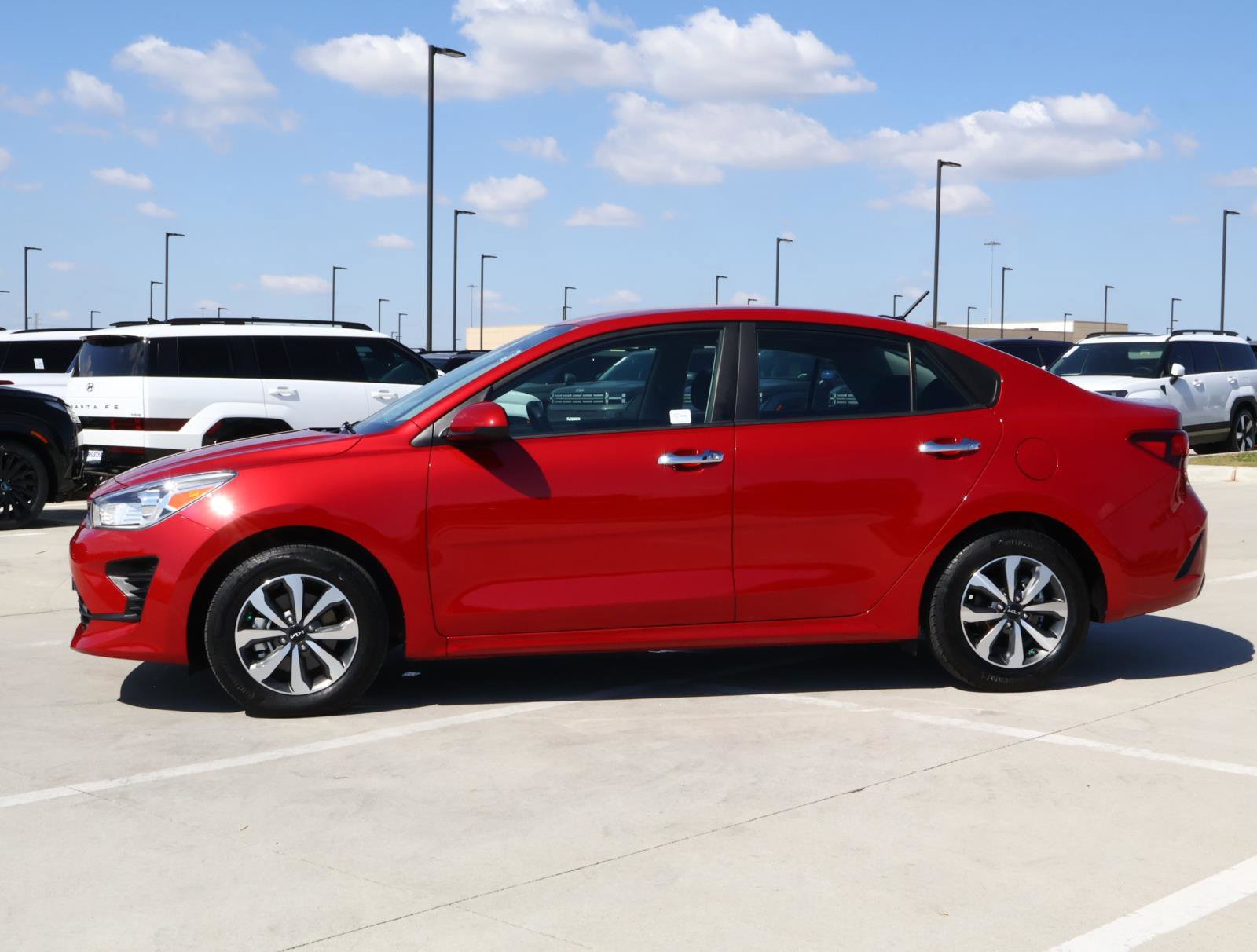 2022 Kia Rio S photo 2