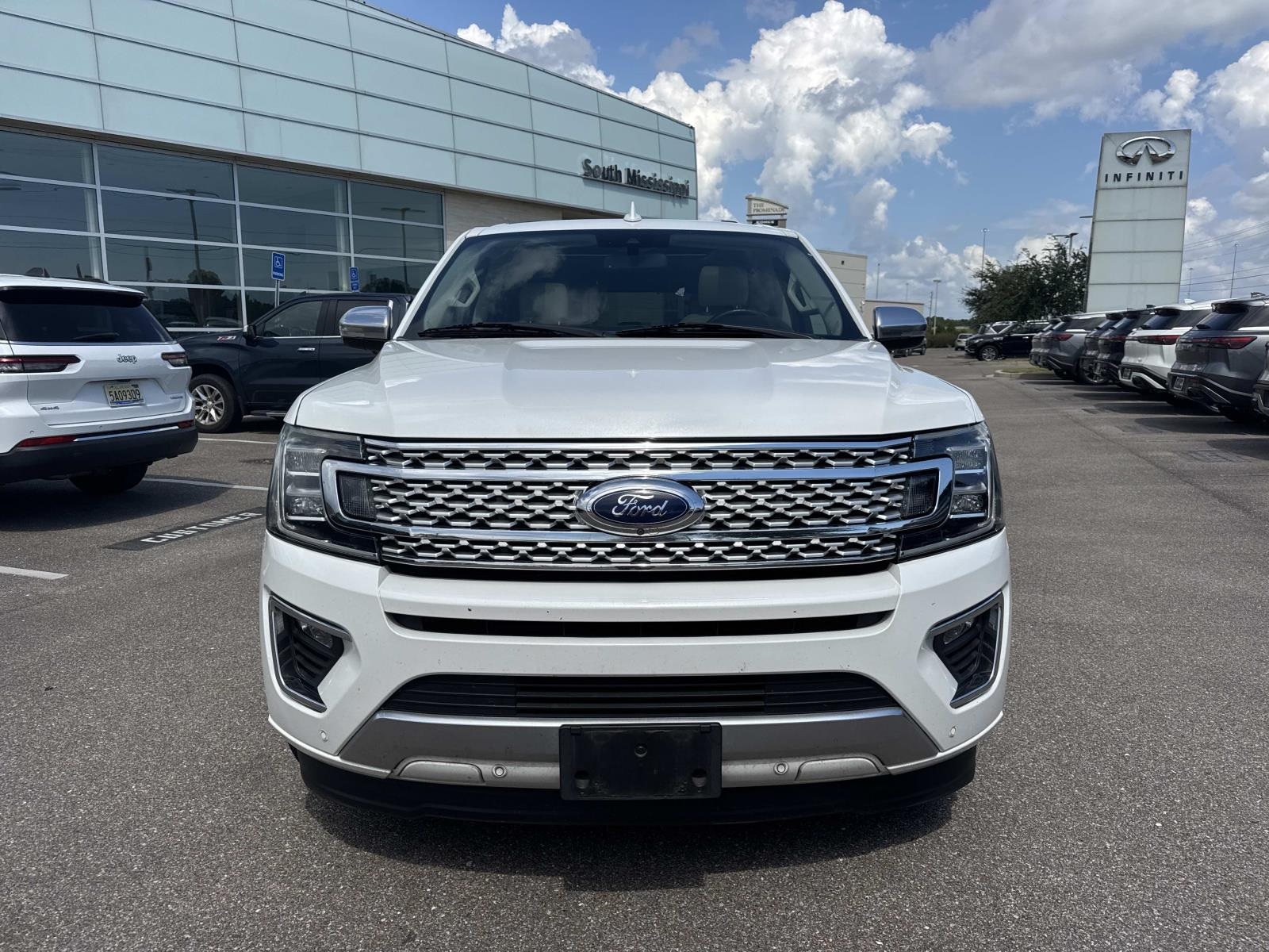 2020 Ford Expedition Platinum photo 2