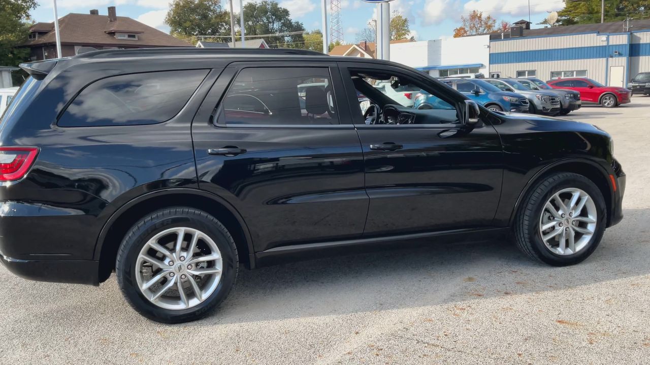 2024 Dodge Durango GT photo 2