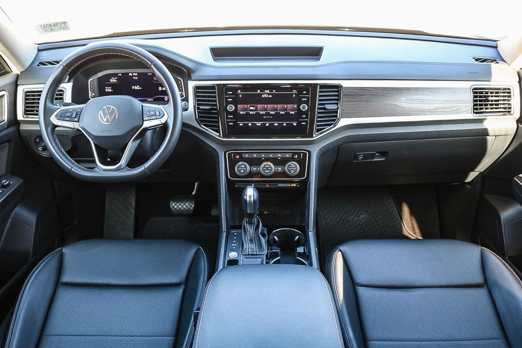 2022 Volkswagen Atlas V6 SE Technology photo 12