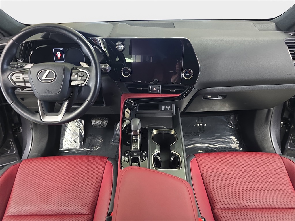 2022 Lexus NX 250 photo 9