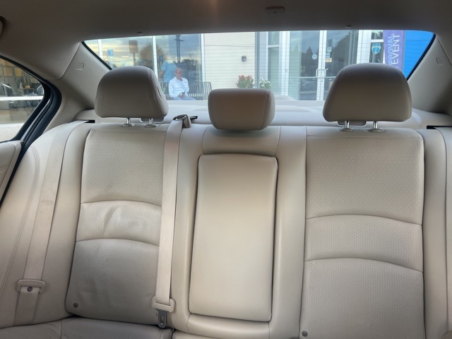 2017 Honda Accord Hybrid EX-L photo 16