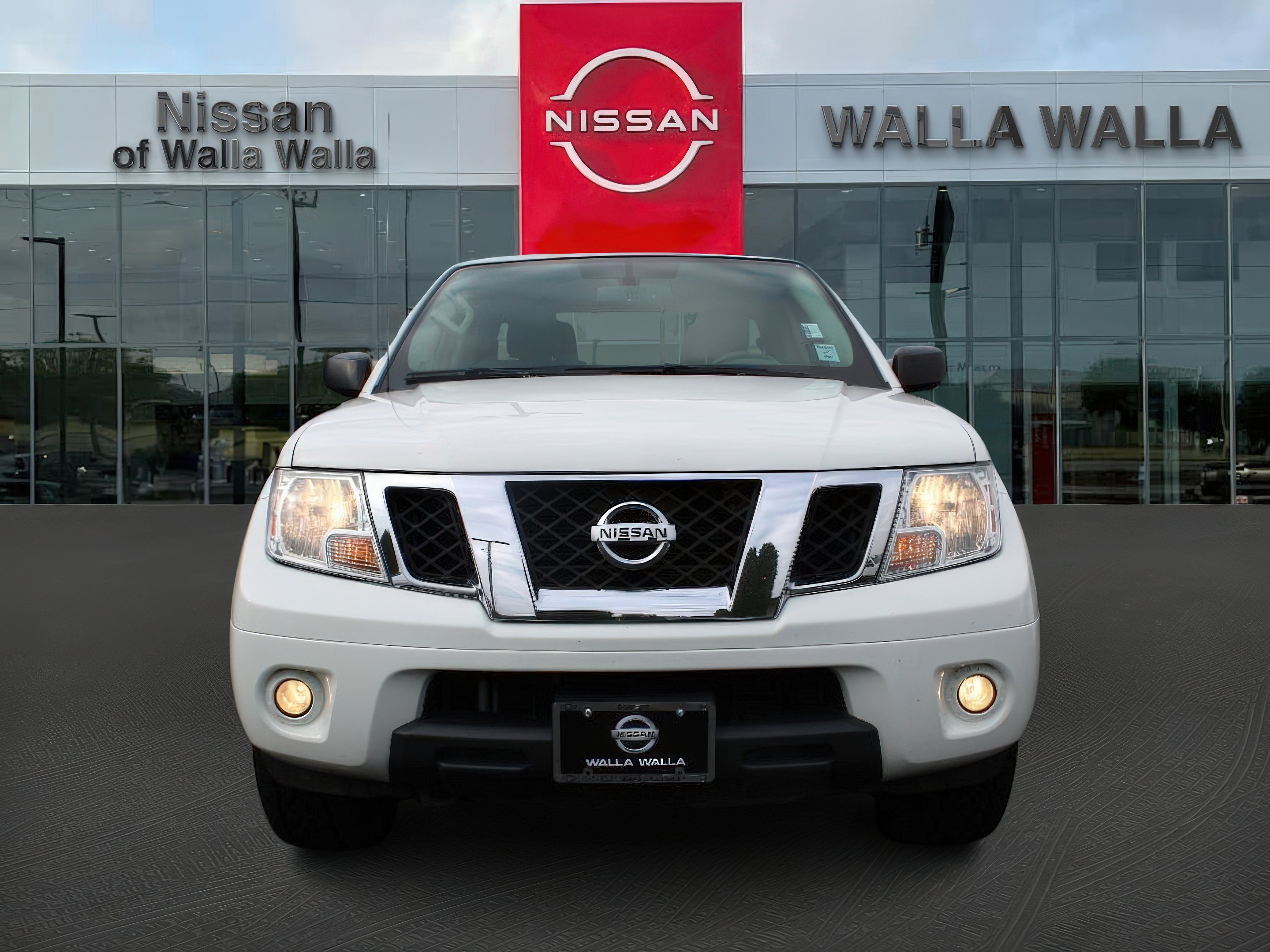 2021 Nissan Frontier SV photo 2