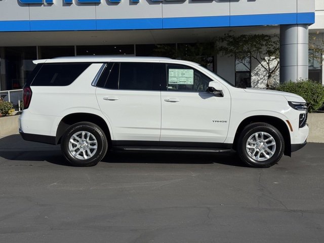 2026 Chevrolet Tahoe LS photo 3