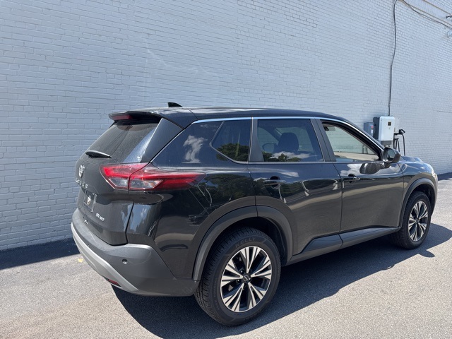 2023 Nissan Rogue SV photo 3