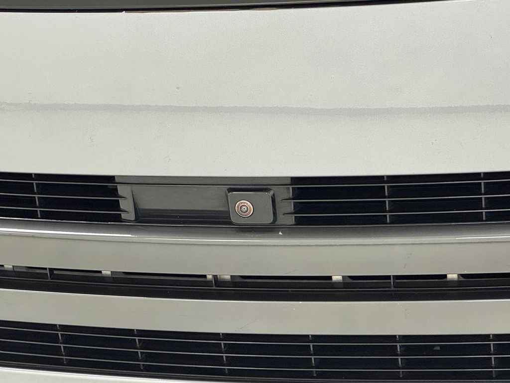 2023 Land Rover Range Rover SE photo 30