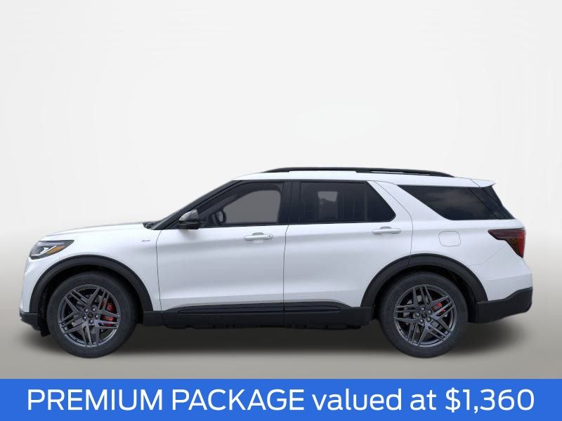 2025 Ford Explorer ST-Line photo 3