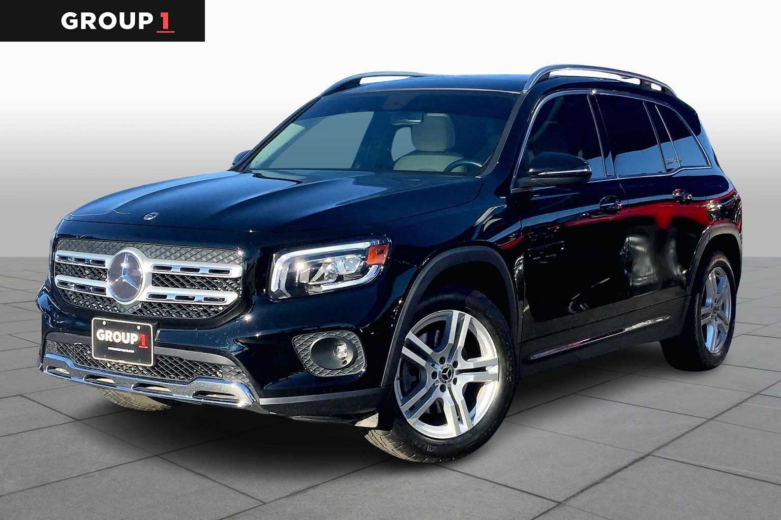 2023 Mercedes-Benz GLB Base's photo