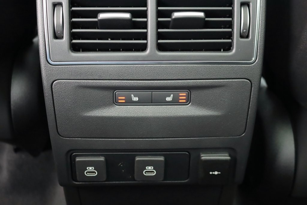 2026 JAGUAR F-PACE - Image 32