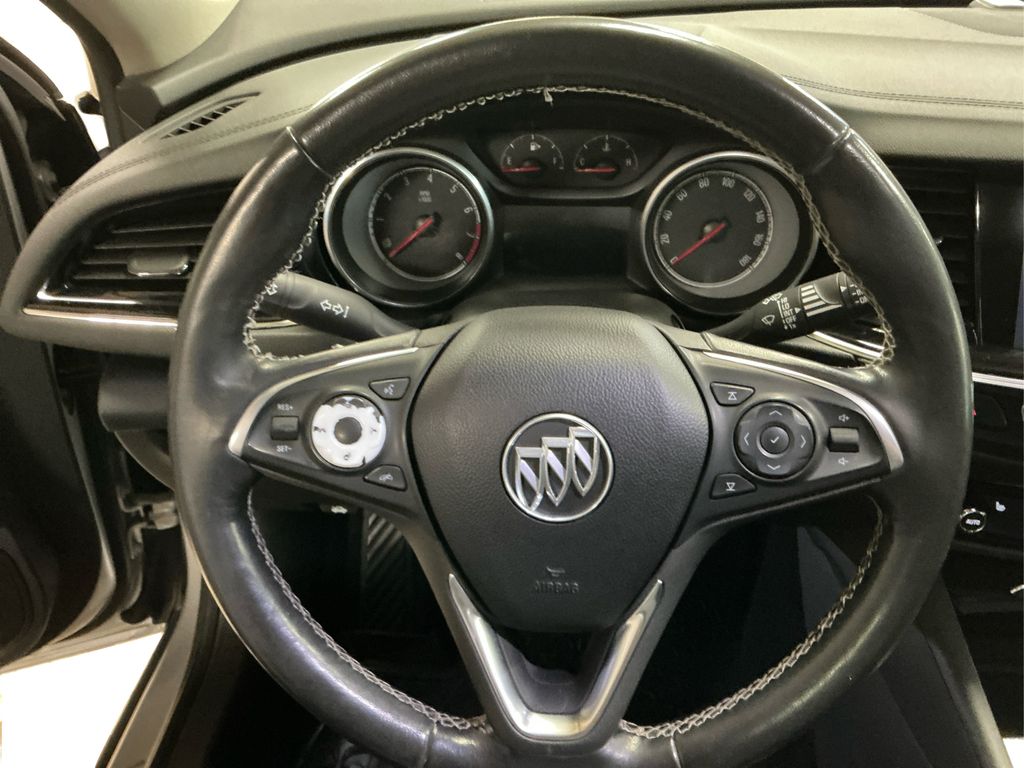 2018 Buick Regal TourX Essence photo 11