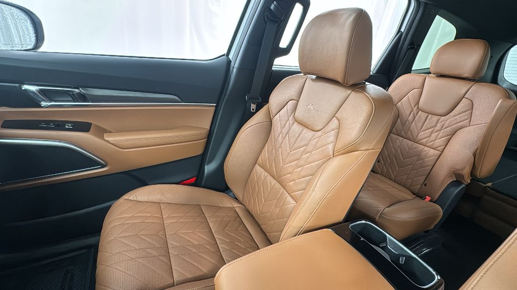 2025 Kia Telluride EX X-Line photo 13